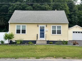 116 Pershing Dr, Scotia, NY 12302