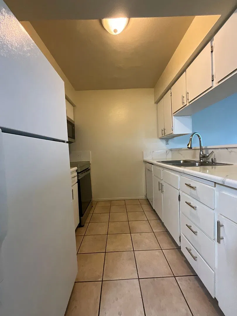 Lovely Townhome in Clovis! — Photo 3