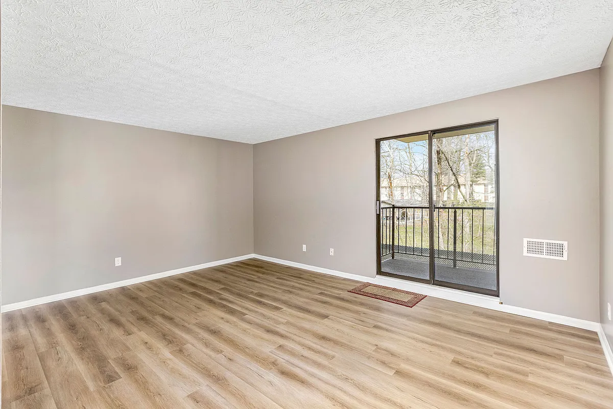 Building Photo - 4117 Karl Rd #208
