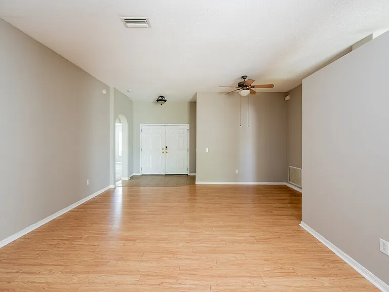 12019 Butler Woods Cir — Photo 3