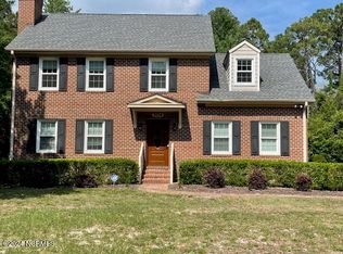 304 Mendenhall Dr, Wilmington, NC 28411