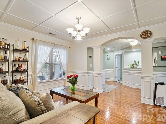 5th image of 2336 Gemway Dr