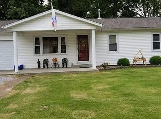 108 Adams Dr, Chester, IL 62233