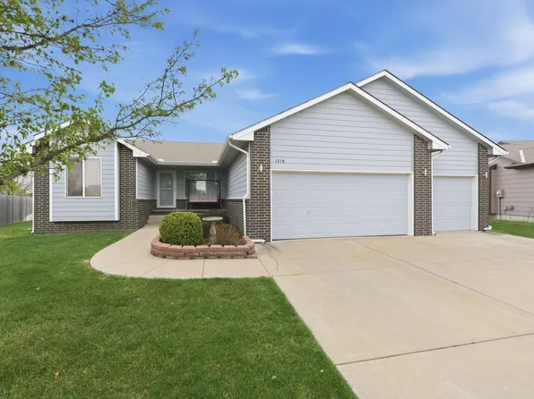 1719 E Aster St, Andover, KS 67002