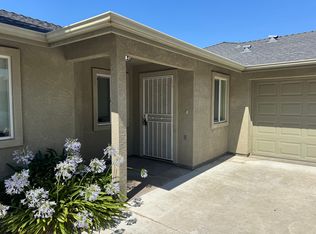 2813 Prospectors Ct, Riverbank, CA 95367