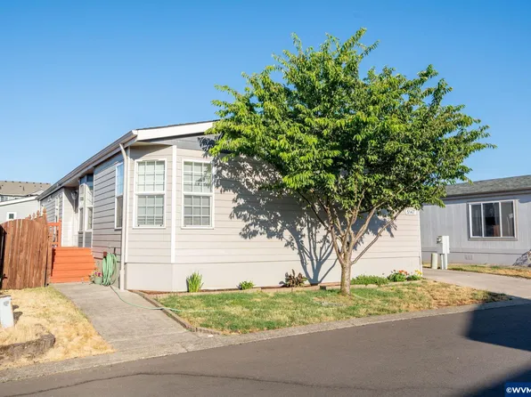 5147 Silver Loop NE #131, Salem, OR 97305