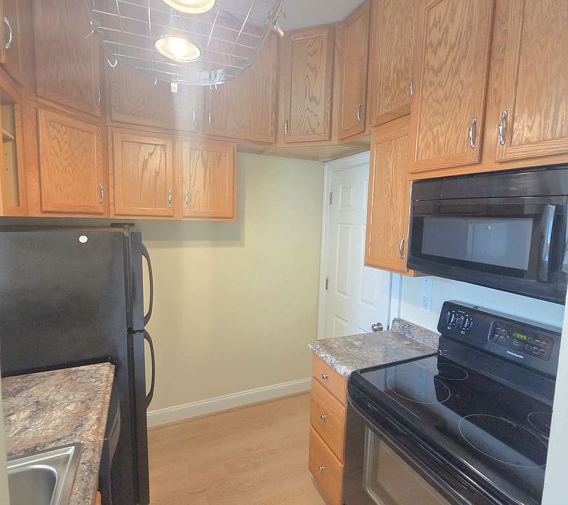 1st image of 5215 Center St Unit 108