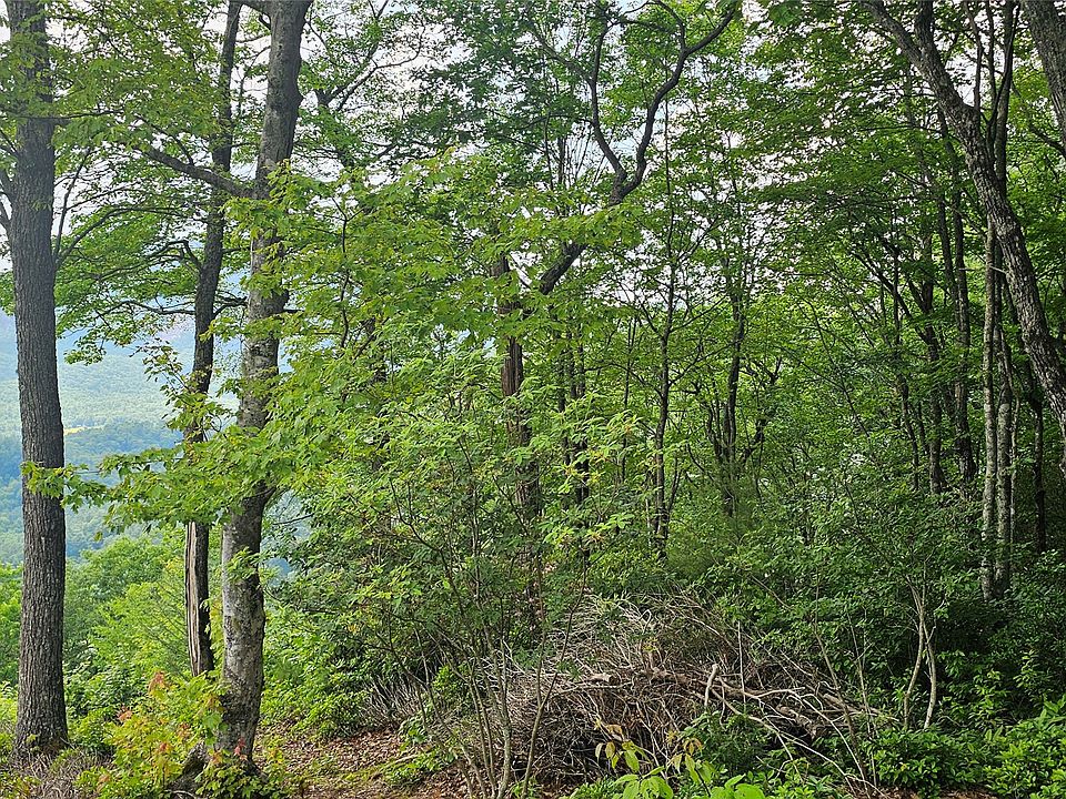 1st image of 30 Top of the Ridge Road