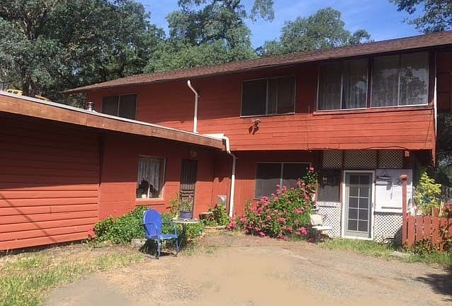 1st image of 3635 Country Club Dr