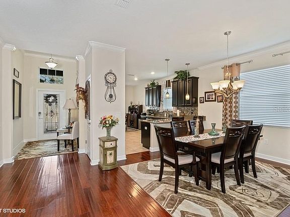 3rd image of 3844 Serena Ln