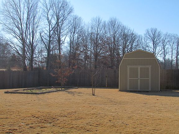 4th image of 3807 Cobblewood Dr