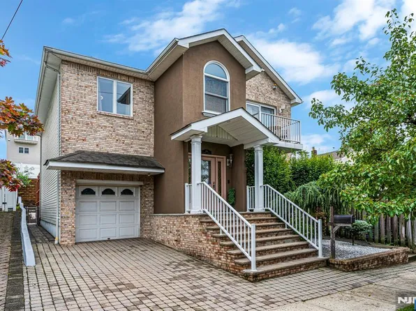 146 Bathurst Ave, North Arlington, NJ 07031