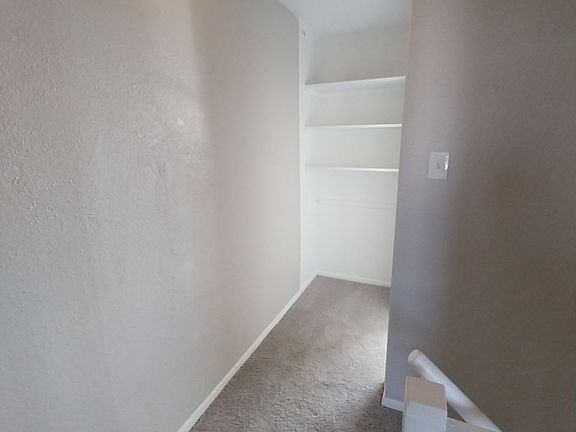 5th image of 4148 S Hooker St #4148