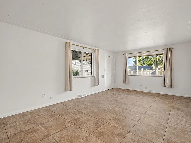 535 S Quitman Street, Denver, CO 80219 — Photo 4