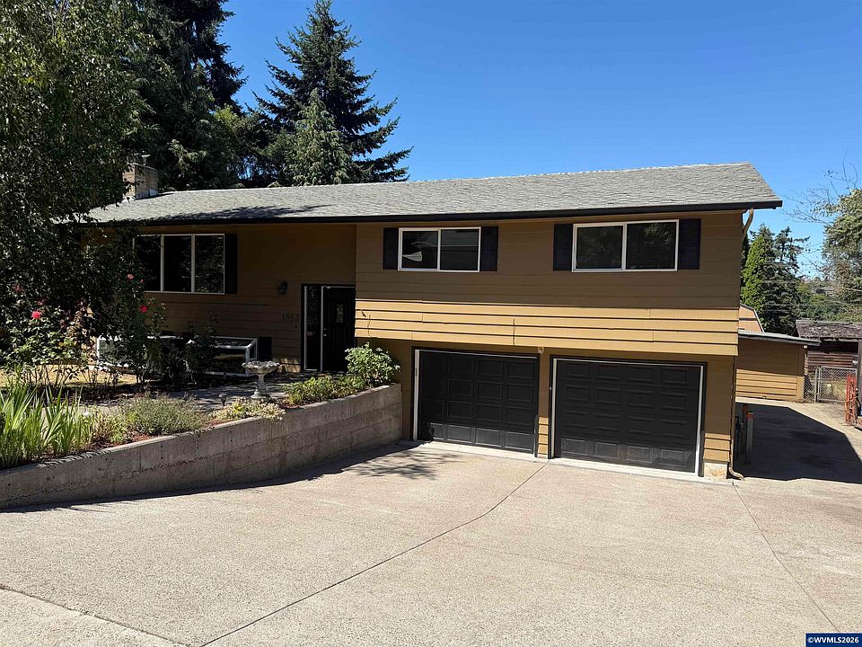 1st image of 1053 Windemere Dr NW