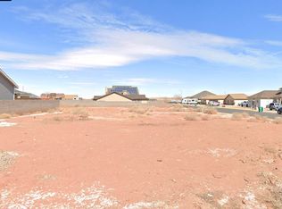 1862 Round House Dr, Winslow, AZ 86047