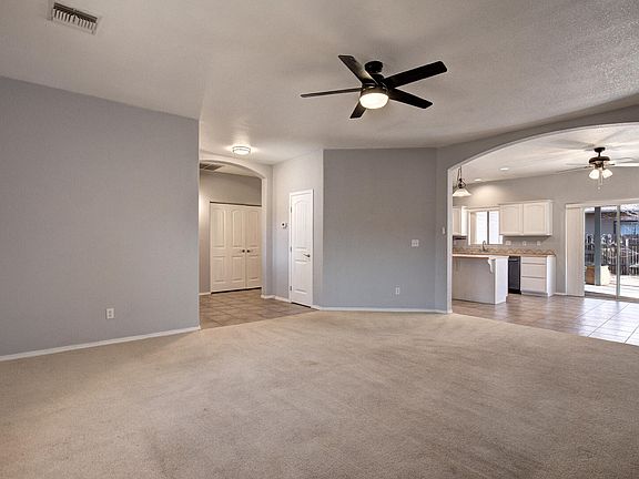 5th image of 334 E Cedar Mill Rd