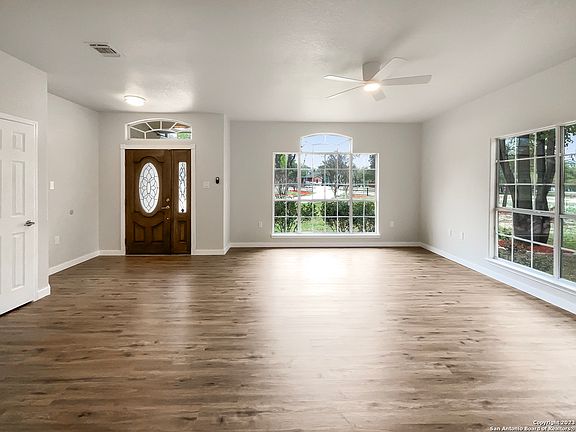 3rd image of 150 COUNTY ROAD 6864