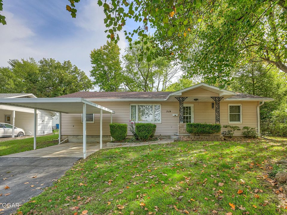 1st image of 719 Terrace Pl