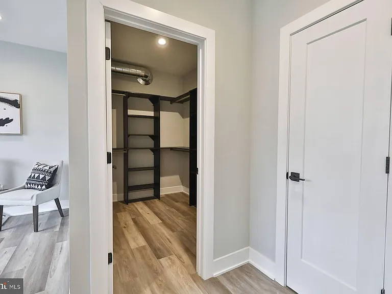 1612 Cambridge St #-203 — Photo 4