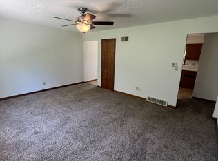 817 Broad St #D, Warrensburg, MO 64093