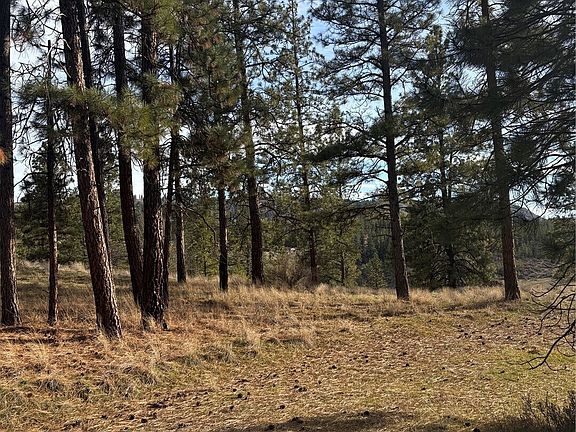 3rd image of 2 Mist Lake Road