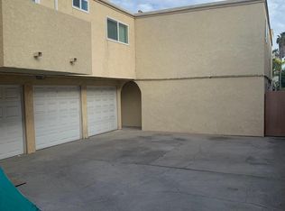 319 15th St #8, Huntington Beach, CA 92648