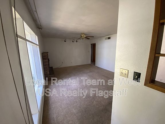 2nd image of 2830 N Schevene Blvd