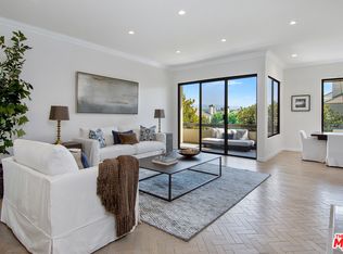 2186 Century Hl, Los Angeles, CA 90067