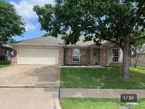 2312 Charleston Dr