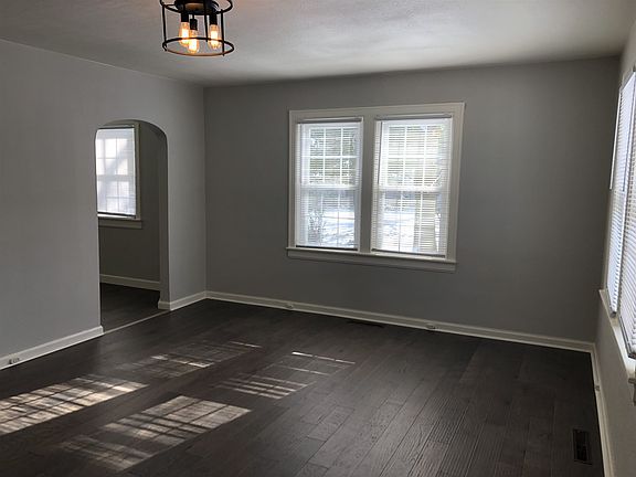4th image of 1704 W Just A Mere Ln