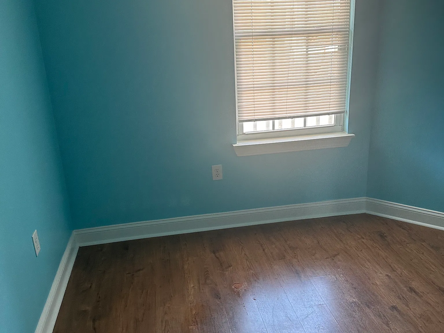 3 bed, 1350 sqft, $1,750 — Photo 3