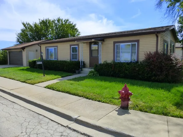 1108 Barry Ln, Sauk Village, IL 60411