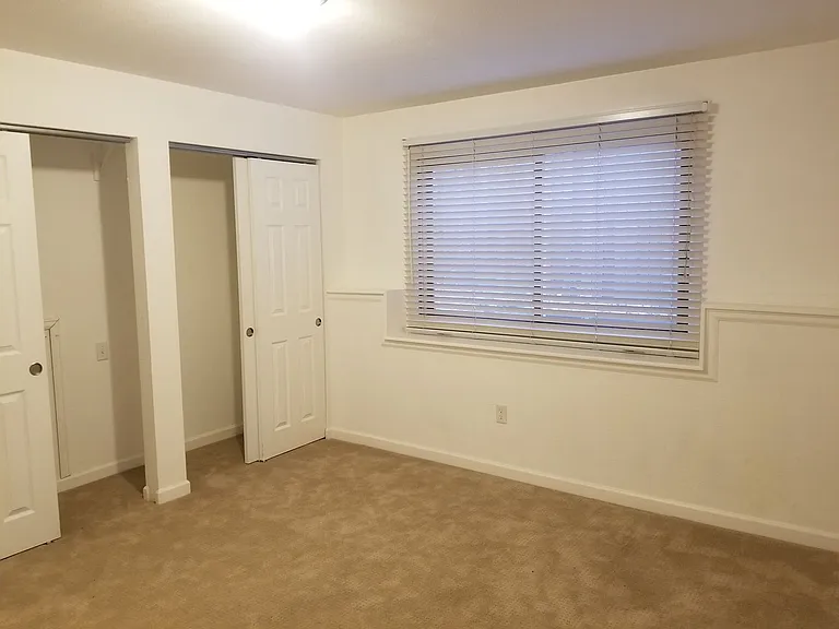 2836 Troxell Ave — Photo 42