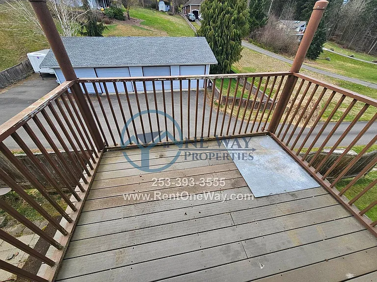 18601 4th St E #15 — Photo 3