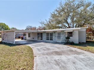 2233 2nd St SW, Vero Beach, FL 32962