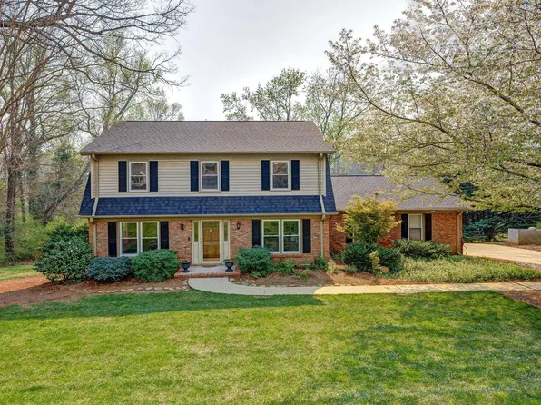 210 Gilderbrook Rd, Greenville, SC 29615