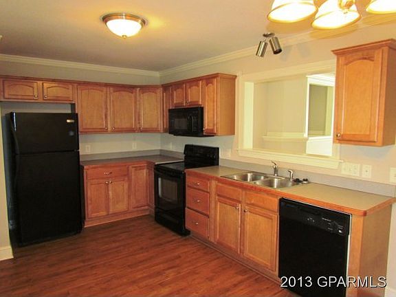 4th image of 213 Pointe Drive #A
