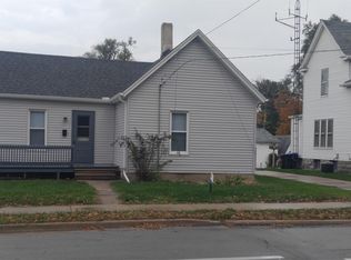 927 W Wood St, Bloomington, IL