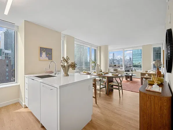 41-46 27th St, Long Island City, NY