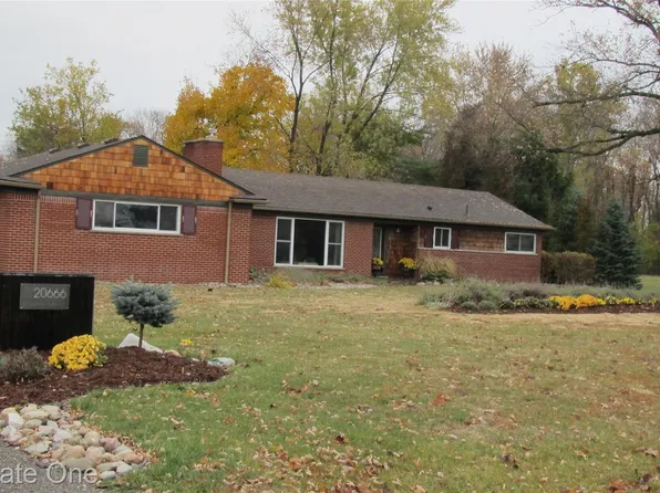 20666 Southome St, Southfield, MI 48076