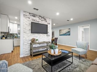 4640 Lincrest Dr N, Jacksonville, FL 32208