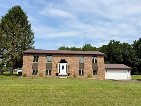 31 Aylesworth Way, Grove City, PA 16127