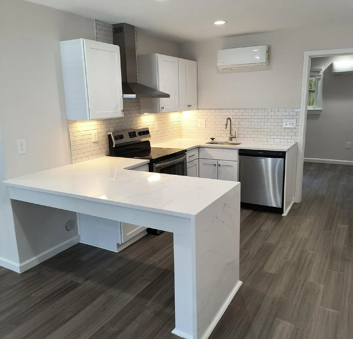 1 bed, 1.0 bath, $1,150 — Photo 4