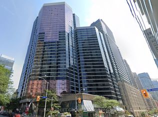 1001 Bay St #2213, Toronto, ON M5S 3A6