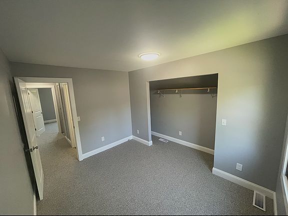 3rd image of 128 Mann Ave