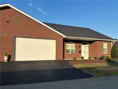 901 Valentina Ln, New Kensington, PA, 15068