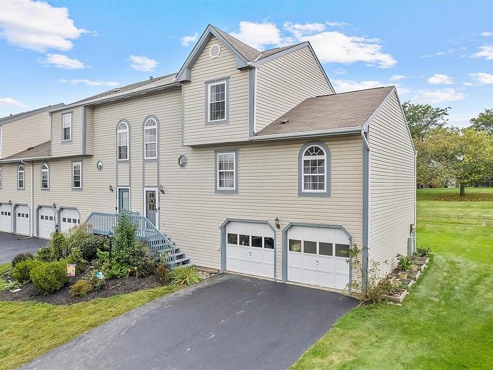 1st image of 763 Sunset Cir