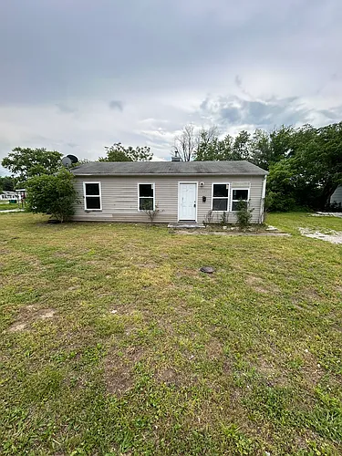 523 Saint Paul Dr Photo 1