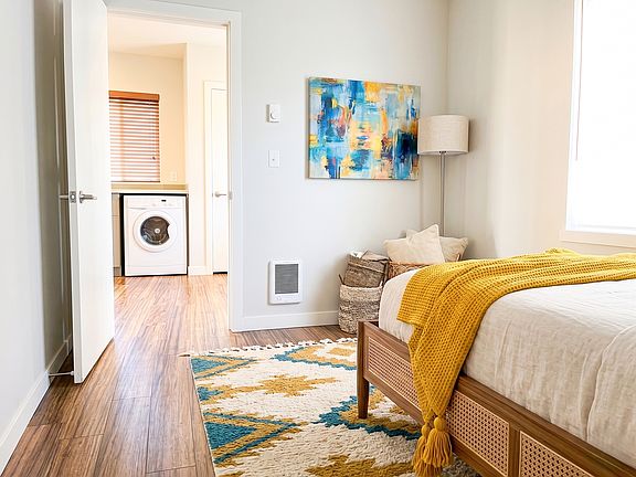 4th image of 6408 Phinney Ave N APT 1
